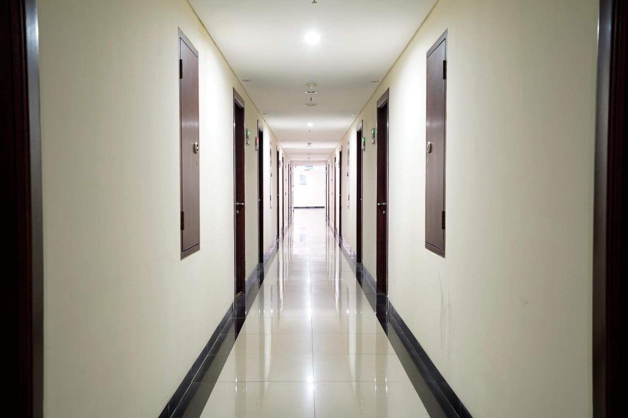 Oyo 94100 Gateway Pasteur Apartment By Ilyasa Bandung Exterior foto