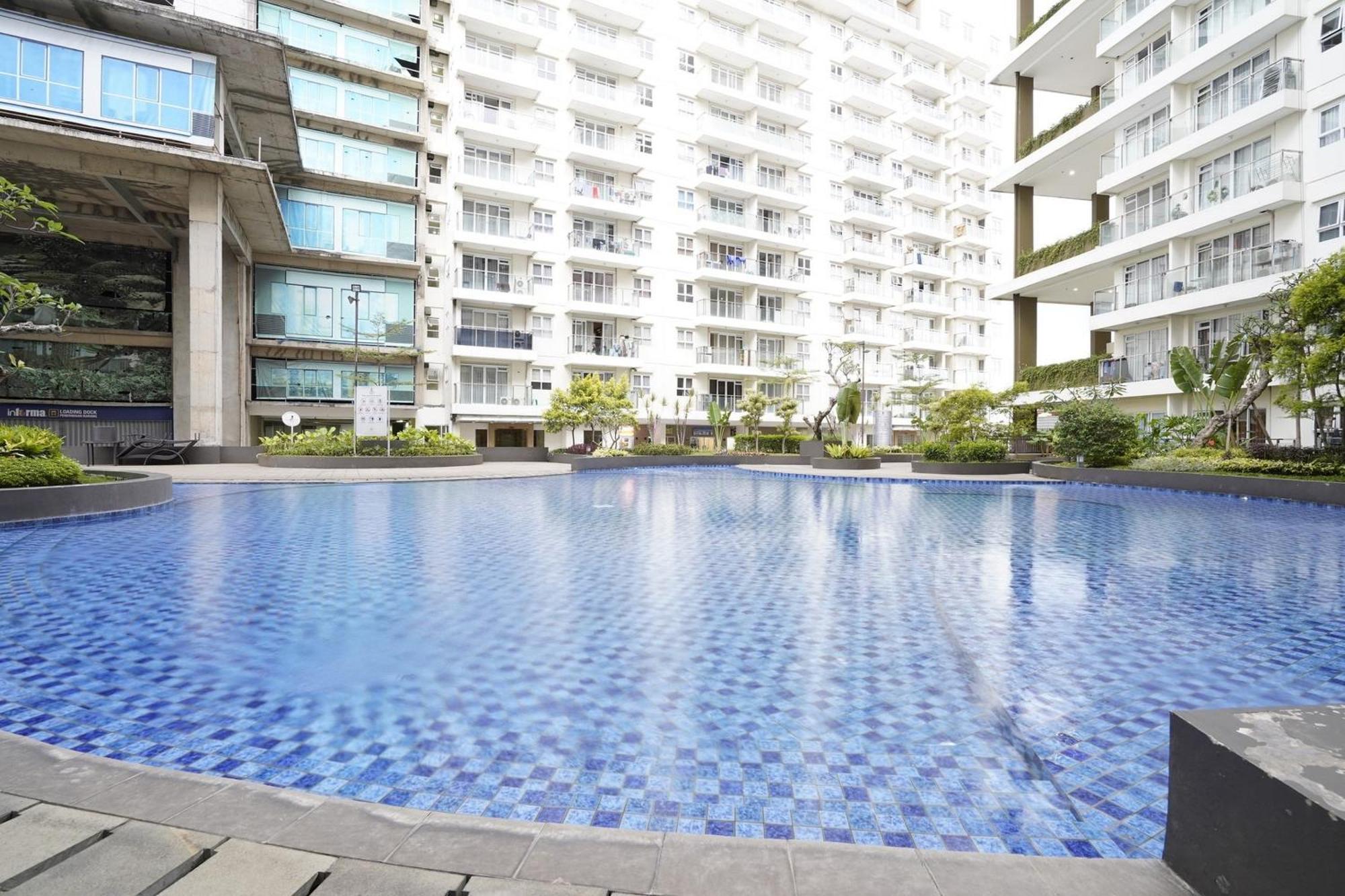 Oyo 94100 Gateway Pasteur Apartment By Ilyasa Bandung Exterior foto