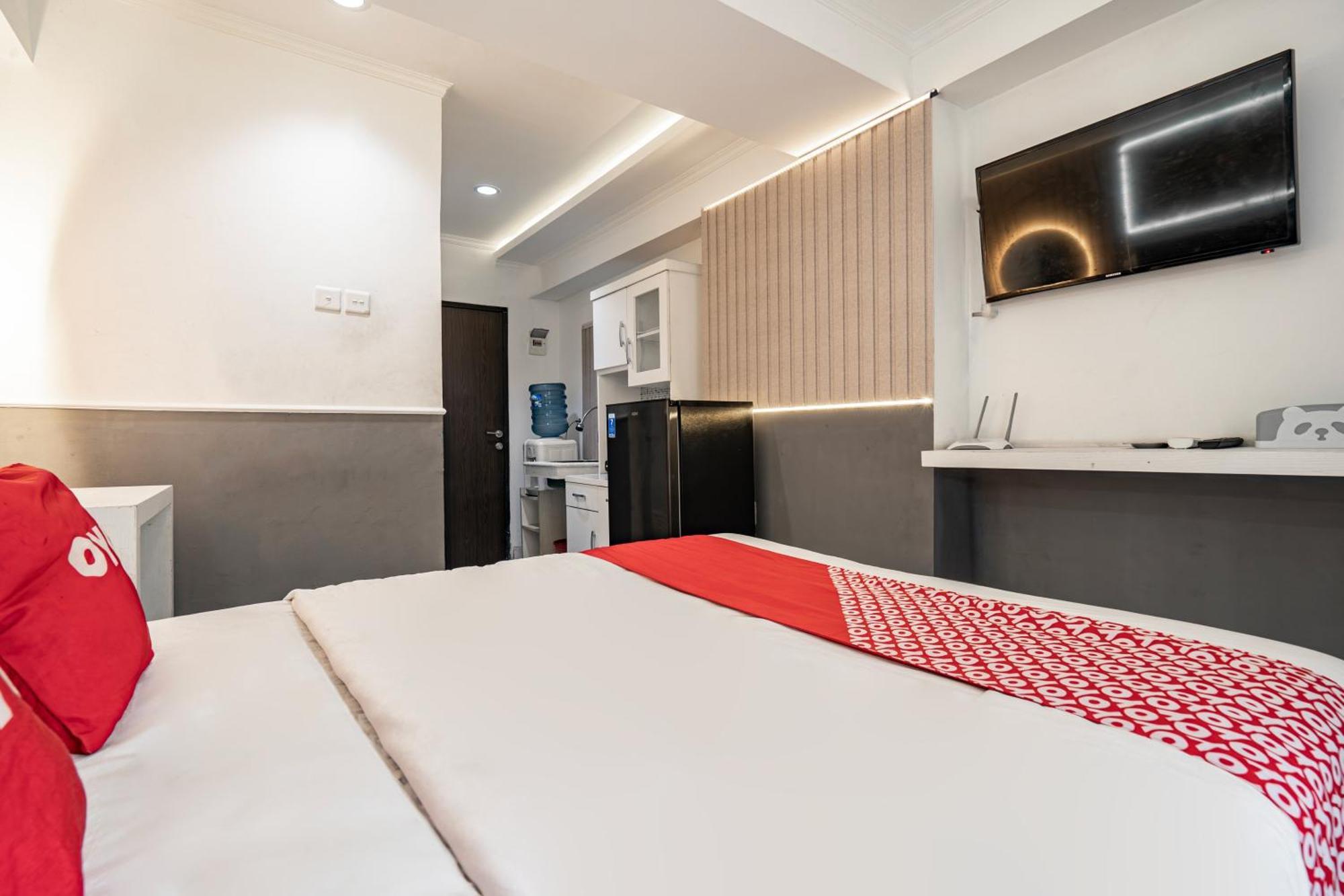 Oyo 94100 Gateway Pasteur Apartment By Ilyasa Bandung Exterior foto