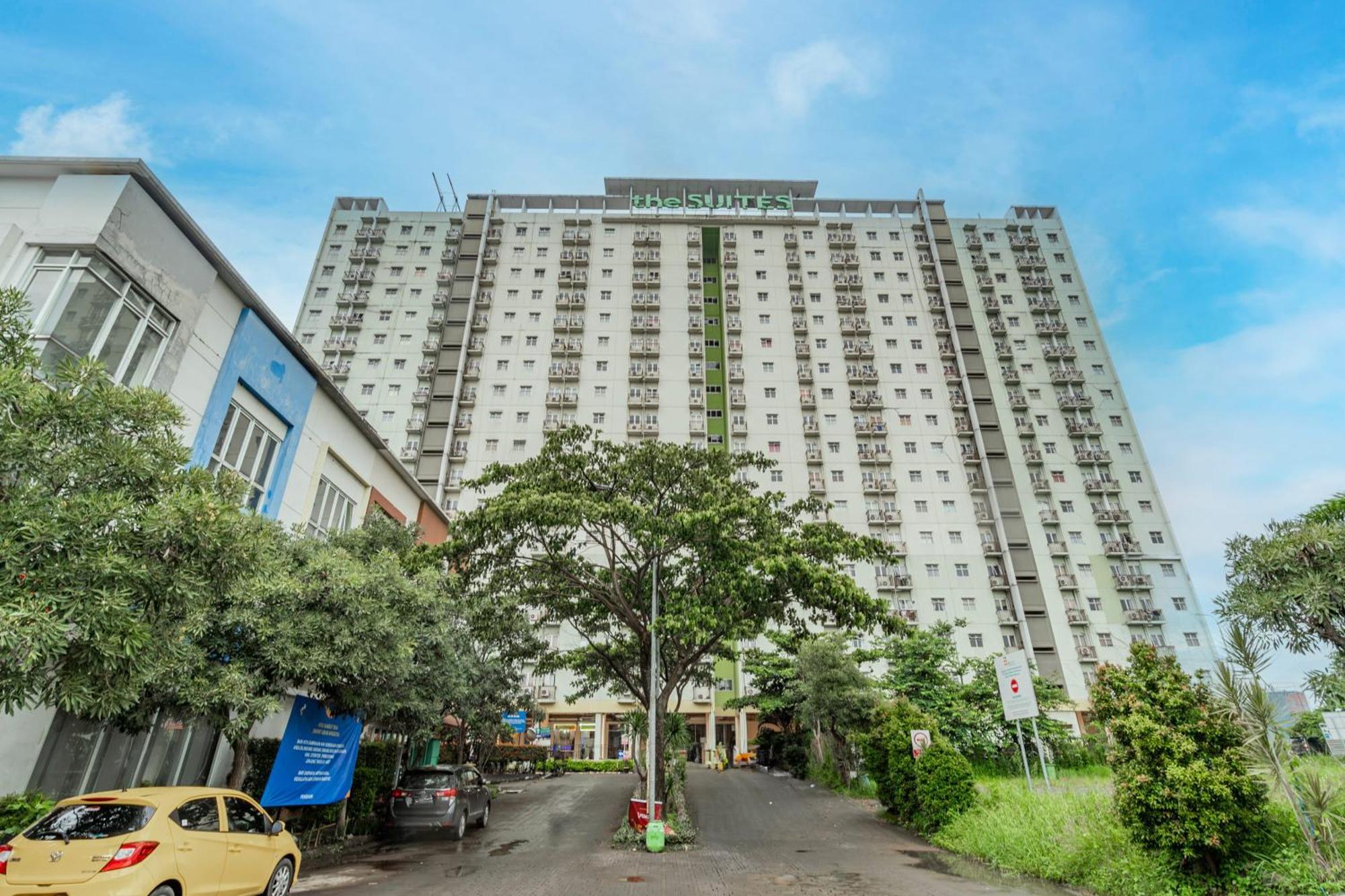 Oyo 94100 Gateway Pasteur Apartment By Ilyasa Bandung Exterior foto